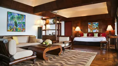 MOM TRI'S VILLA ROYALE