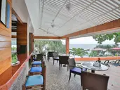 MOM TRI'S VILLA ROYALE