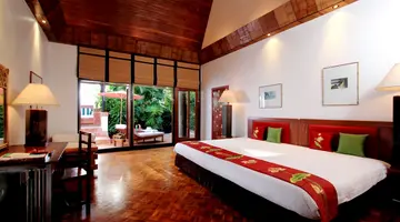 MOM TRI'S VILLA ROYALE