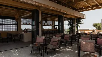 MOMI SLOW LIVING HOTEL