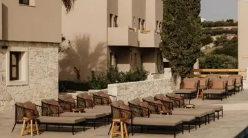 MOMI SLOW LIVING HOTEL