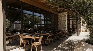 MOMI SLOW LIVING HOTEL