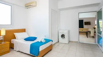 MON REPOS HOTEL