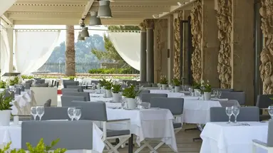 Mon Repos Palace