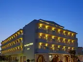 Mon Repos Palace