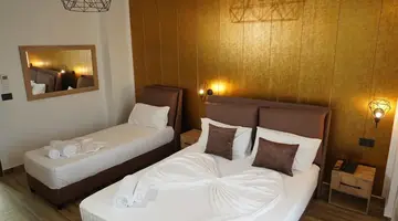 Monaco Garden Hotel