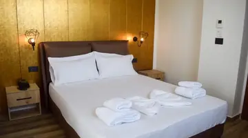 Monaco Garden Hotel