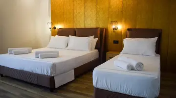 Monaco Garden Hotel