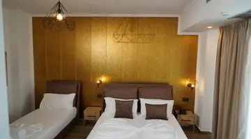 Monaco Hotel