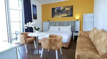 Monaco Hotel