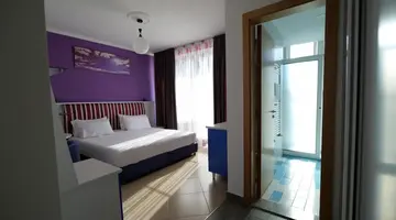 Monaco Hotel