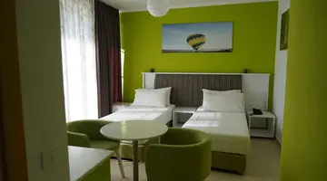 Monaco Hotel