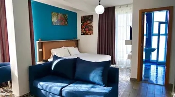 Monaco Hotel