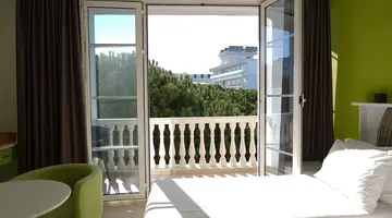 Monaco Hotel