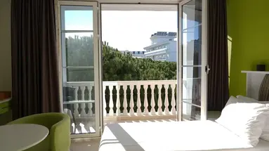 Monaco Hotel