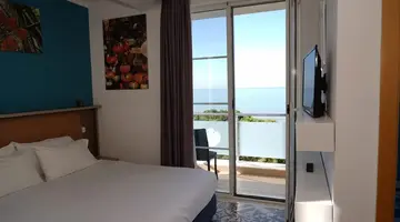 Monaco Hotel
