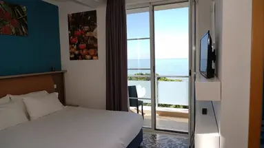 Monaco Hotel