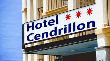 Monarque Cendrillon