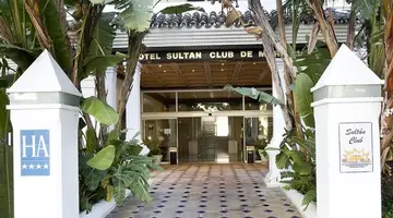 Monarque Sultan Aparthotel