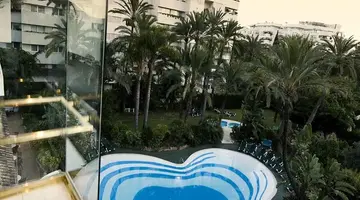 Monarque Sultan Aparthotel