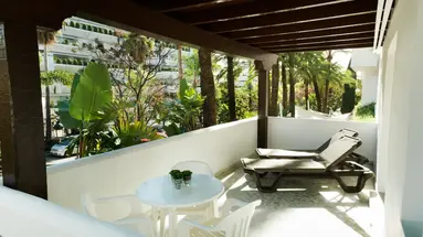 Monarque Sultan Aparthotel