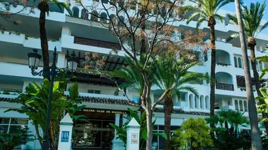 Monarque Sultan Aparthotel