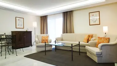 Monarque Sultan Aparthotel