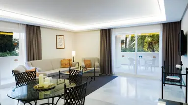 Monarque Sultan Aparthotel