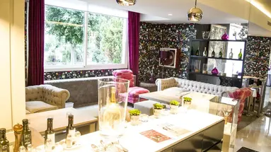 Monarque Sultan Aparthotel