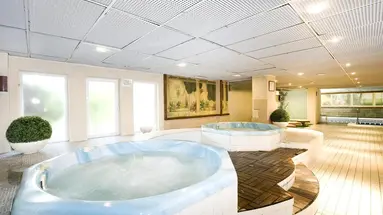 Monarque Sultan Aparthotel