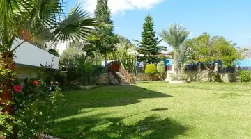 Moniatis Hotel