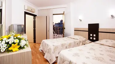 MONTE CARLO