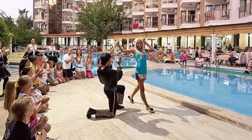 MONTE CARLO