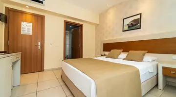 MONTEBELLO RESORT HOTEL