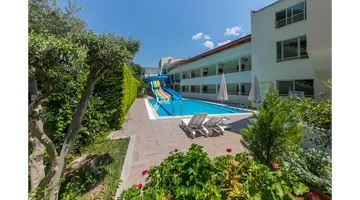 MONTEBELLO RESORT HOTEL