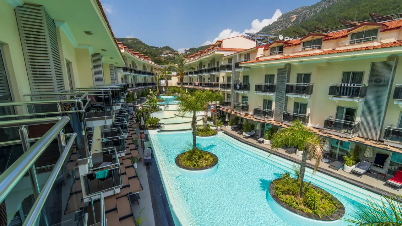 MONTEBELLO RESORT HOTEL