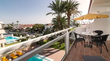 Montemayor Apartments