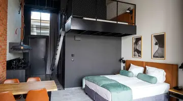 Montownia Lofts & Experience