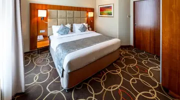 Montreal Barsha Hotel