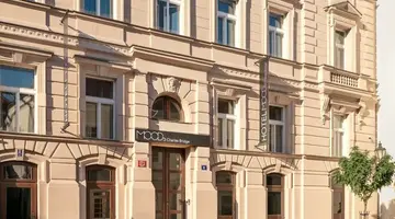 Moods Charles Bridge