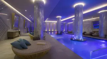 Moon Palace - The Grand