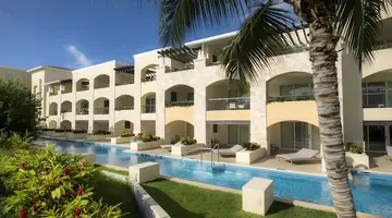 Moon Palace - The Grand