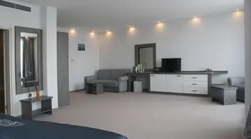 Moonlight hotel