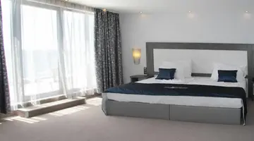 Moonlight hotel