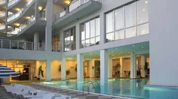 Moonlight hotel