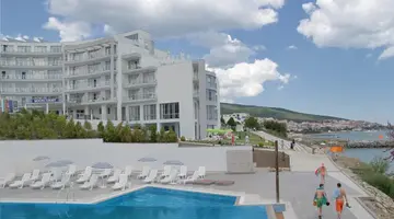 MOONLIGHT HOTEL
