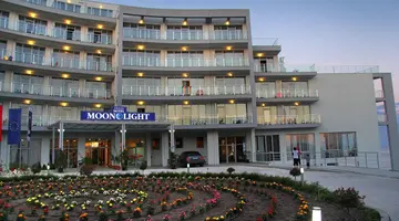 Moonlight Hotel