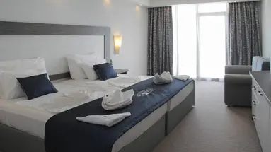 Moonlight hotel