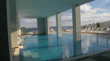 Moonlight hotel