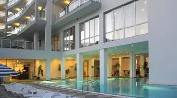 Moonlight hotel